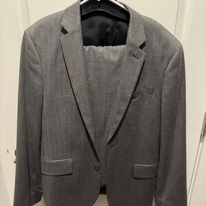 Express Mens Gray Suit 38 Short Jacket 32/30 Pants